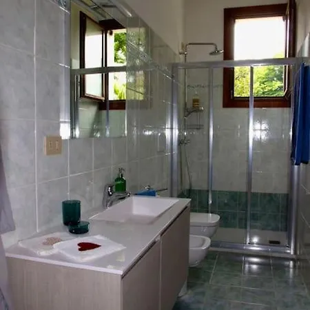 شقة Isola Del Lido, Luminoso, Immerso Nel Verde, Per 5